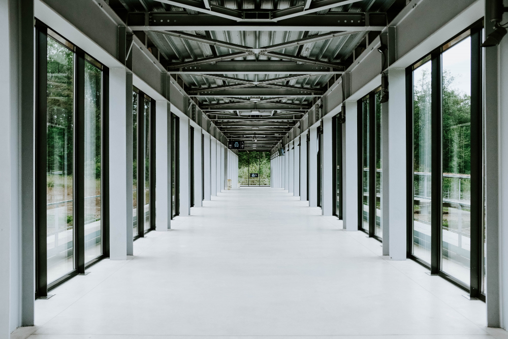 Lincoln Commercial Windows